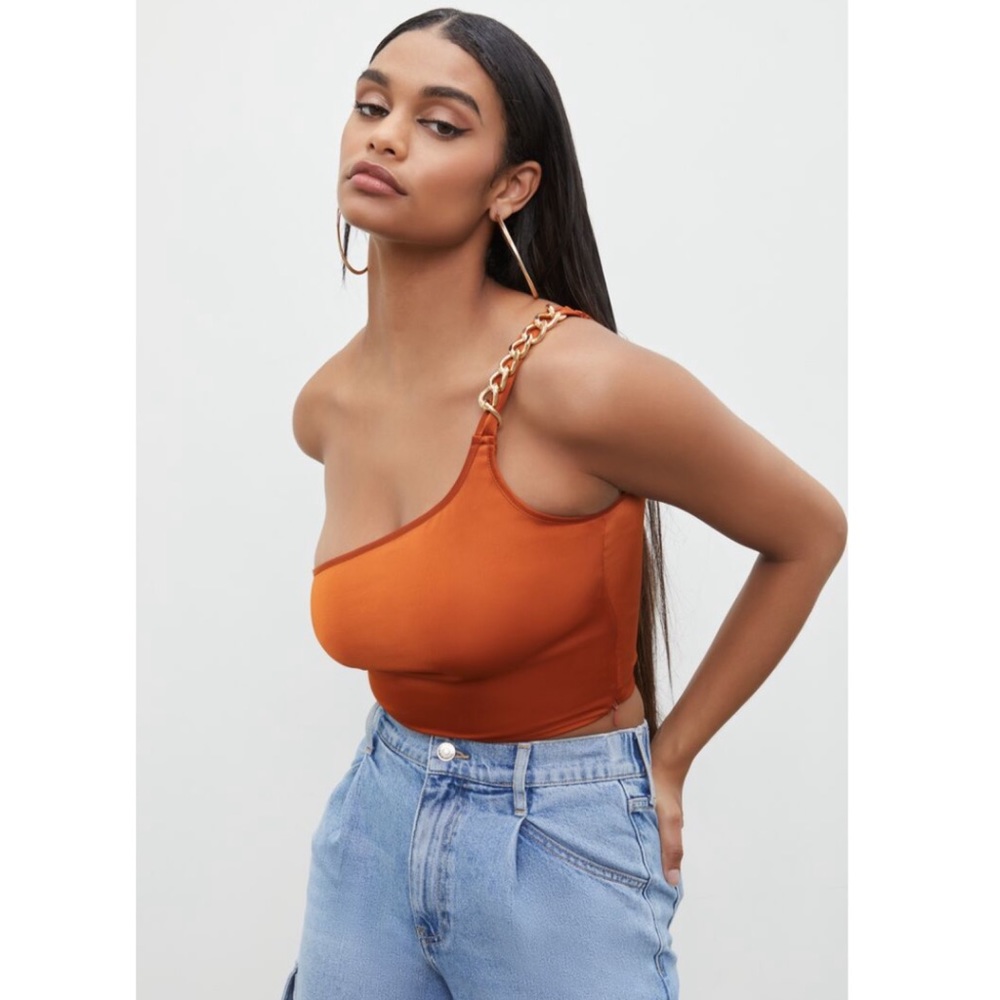**SOLD** NWT Forever 21 Satin Chain One Shoulder Top XS!